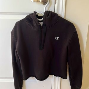black cropped champion hoodie